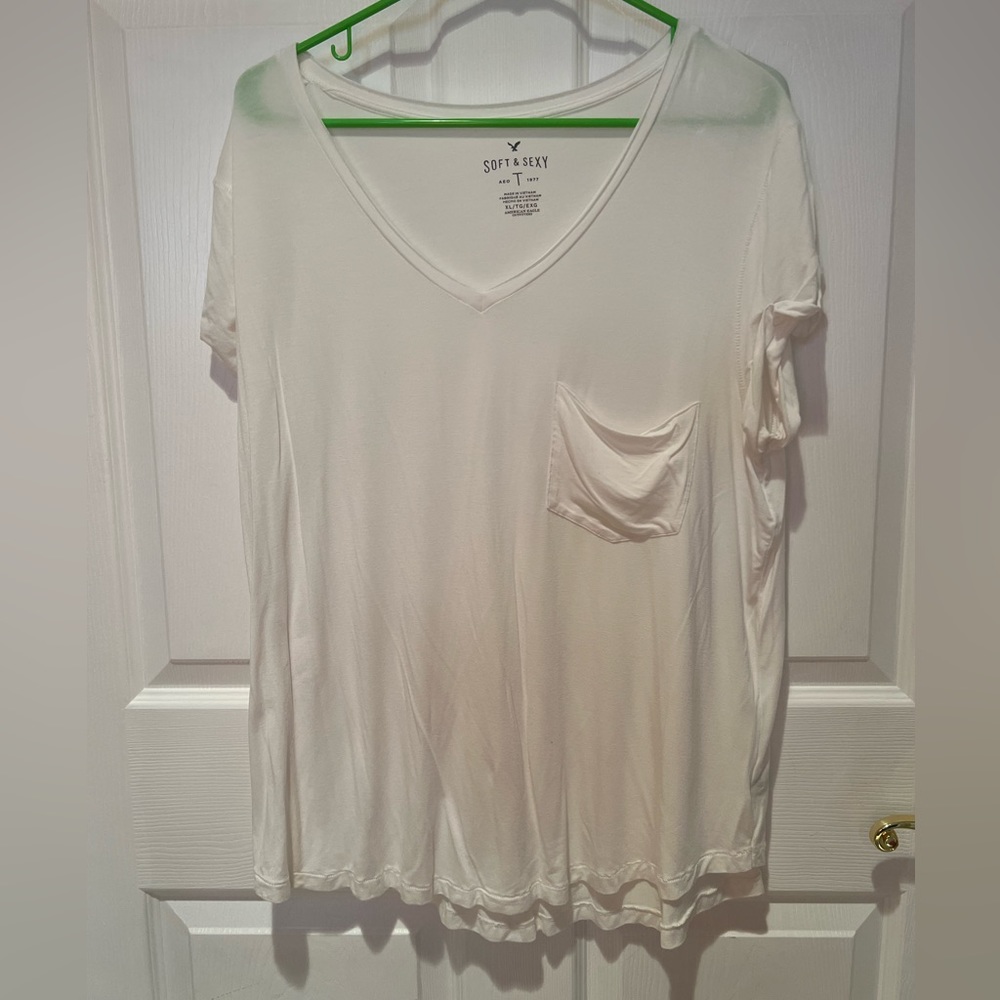 American Eagle ladies tee